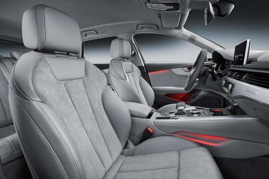 Интерьер Audi A4 Allroad 3.0 TDI Quattro (B9) 2016 года  (WW) (фото 30 из 30)